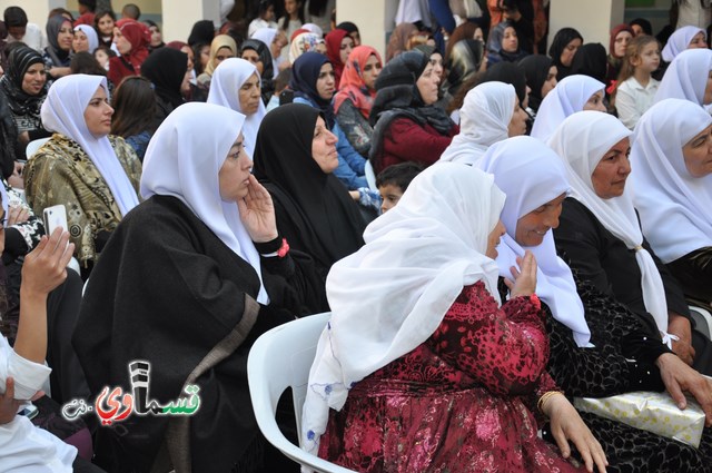  فيديو: مدرسة جنة ابن رشد تكرم امهات المعلمين في امسية ابداعية لطلابها بمشاركة الاباء والامهات ..